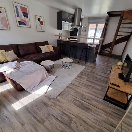Duplex 40M2 Cocooning Coeur De Ville Avec Parking Neauphle-le-Chateau Ngoại thất bức ảnh