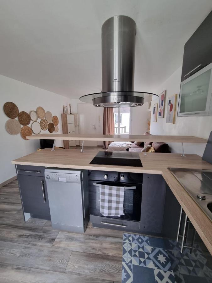 Duplex 40M2 Cocooning Coeur De Ville Avec Parking Neauphle-le-Chateau Ngoại thất bức ảnh