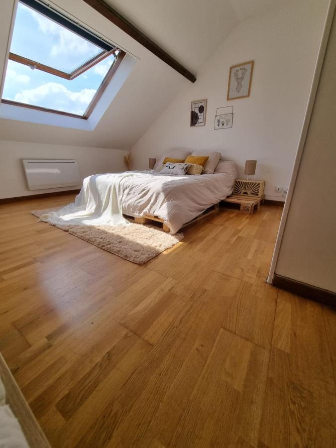 Duplex 40M2 Cocooning Coeur De Ville Avec Parking Neauphle-le-Chateau Ngoại thất bức ảnh